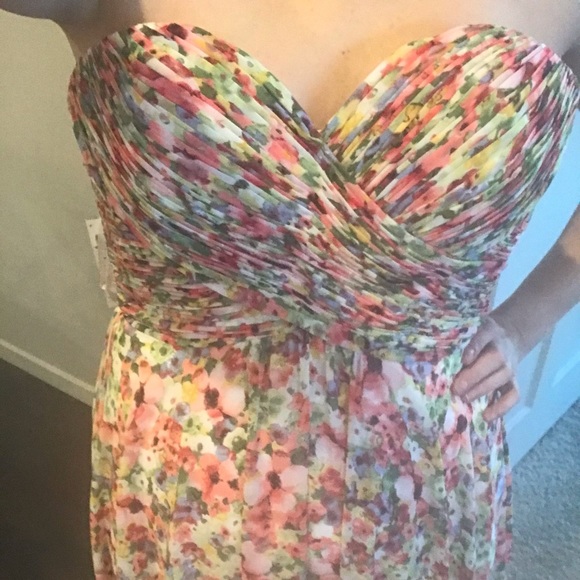 Staceys Bridal Evening Gown/Prom Dress. NWT Perfect Condition ! Sz 8-10 54” long - Picture 6 of 11